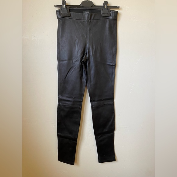 Theory • Leather High-Waist Legging • High rise legging size 4 - Picture 12 of 12